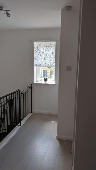 Private 2 Bed Flat Close To Excel & City Airport London Luaran gambar